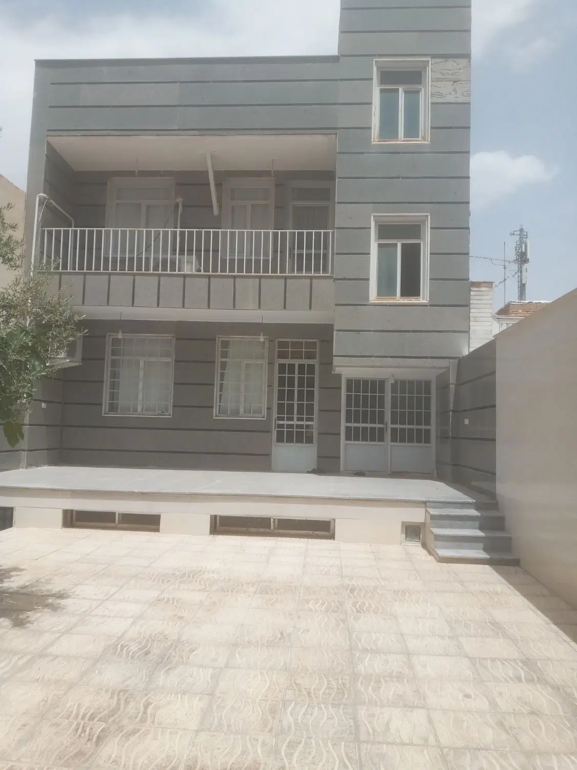رهن ویلایی طبقه اول