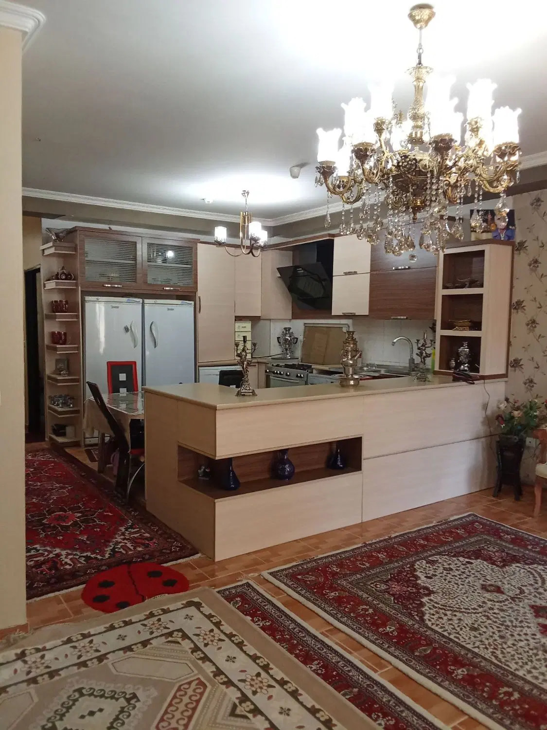 رهن و اجاره واحد ۱۰۰متری ط۳ در گلریزان جنوبی