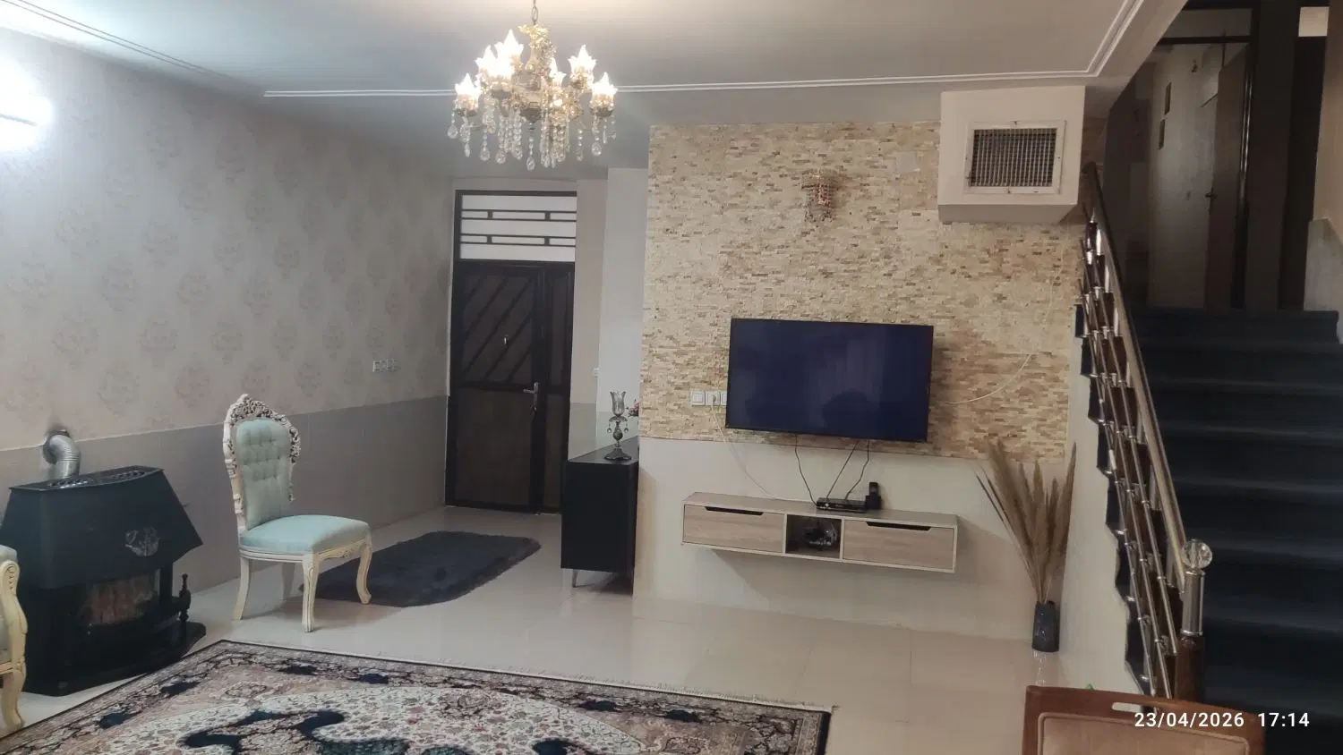 خانه ویلای دو طبقه