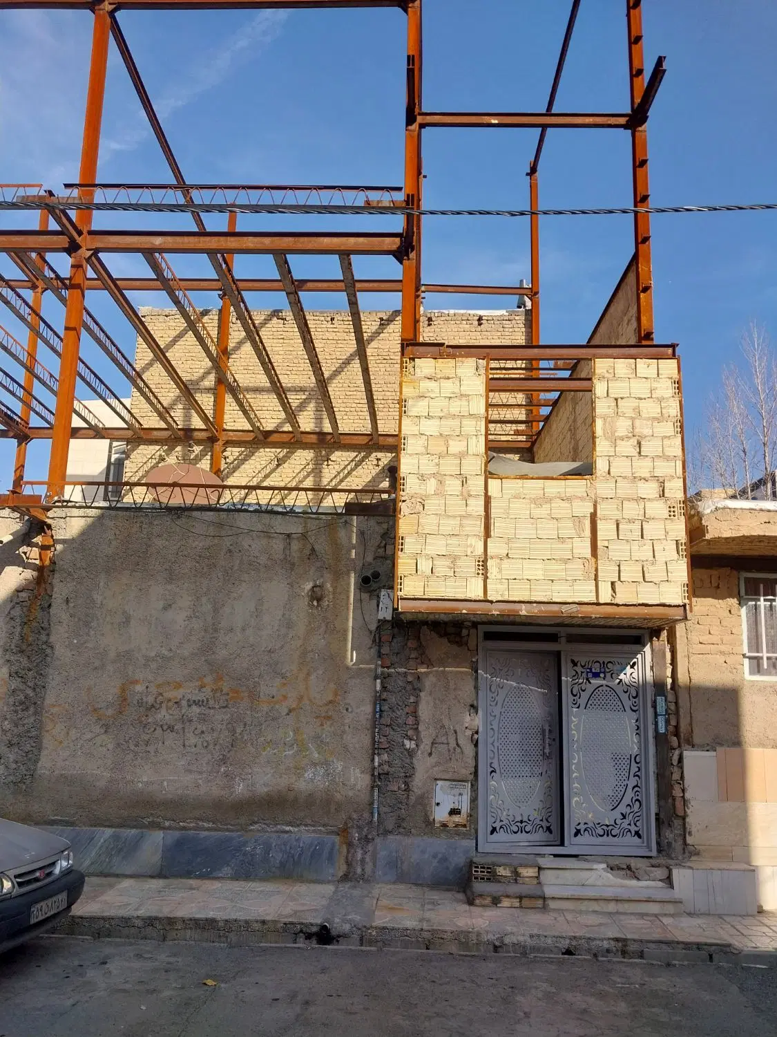 ۸۰ متر اسکلت خورده