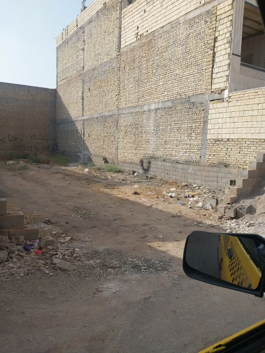 زمین واقع در نجف اباد