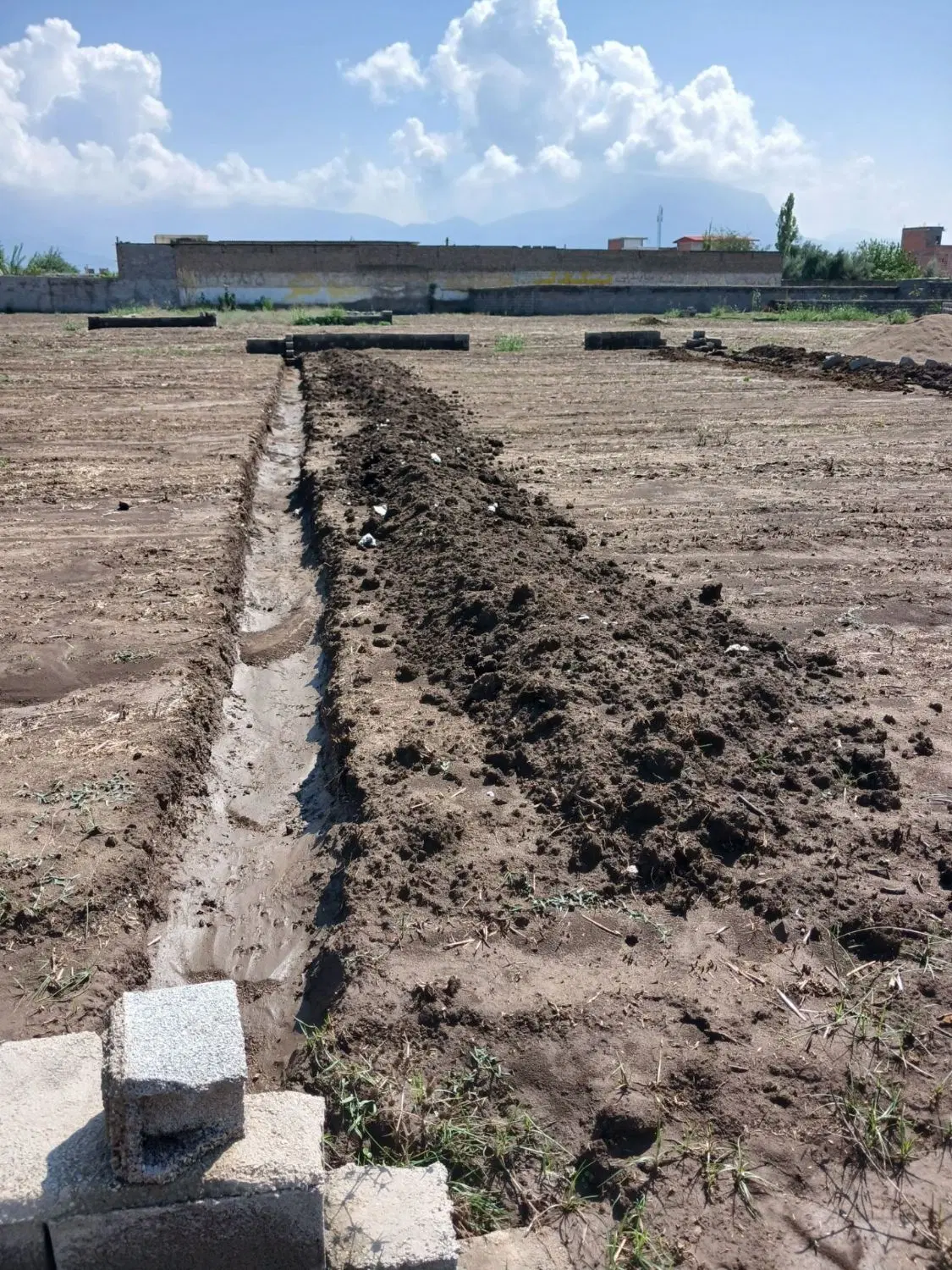 فروش زمین مسکونی به متراژ۲۸۰متر