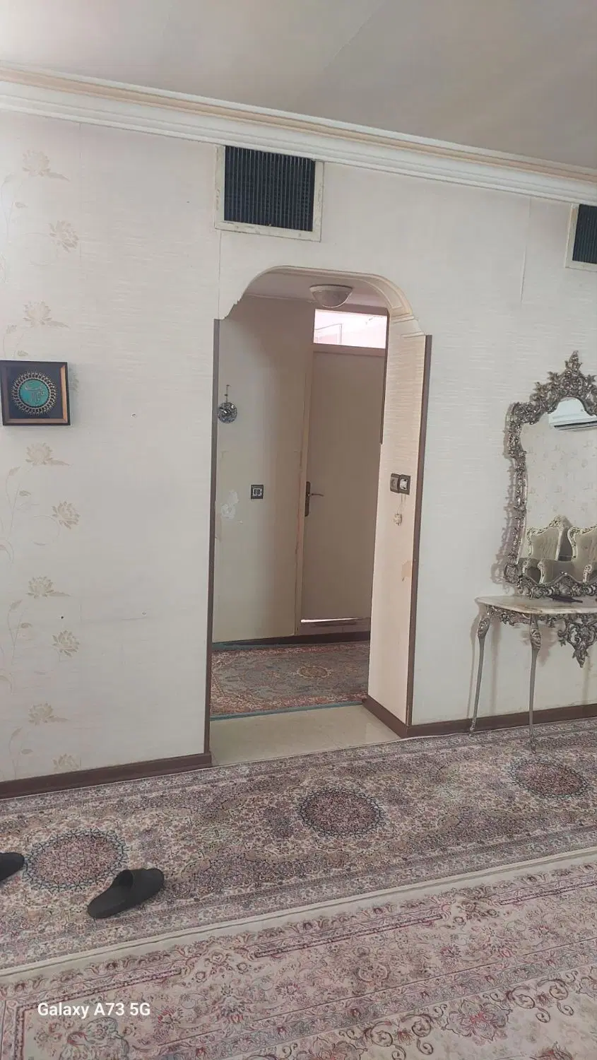 رهن واجاره واحد ۱۰۵متری واقع در شاهد ۶۸