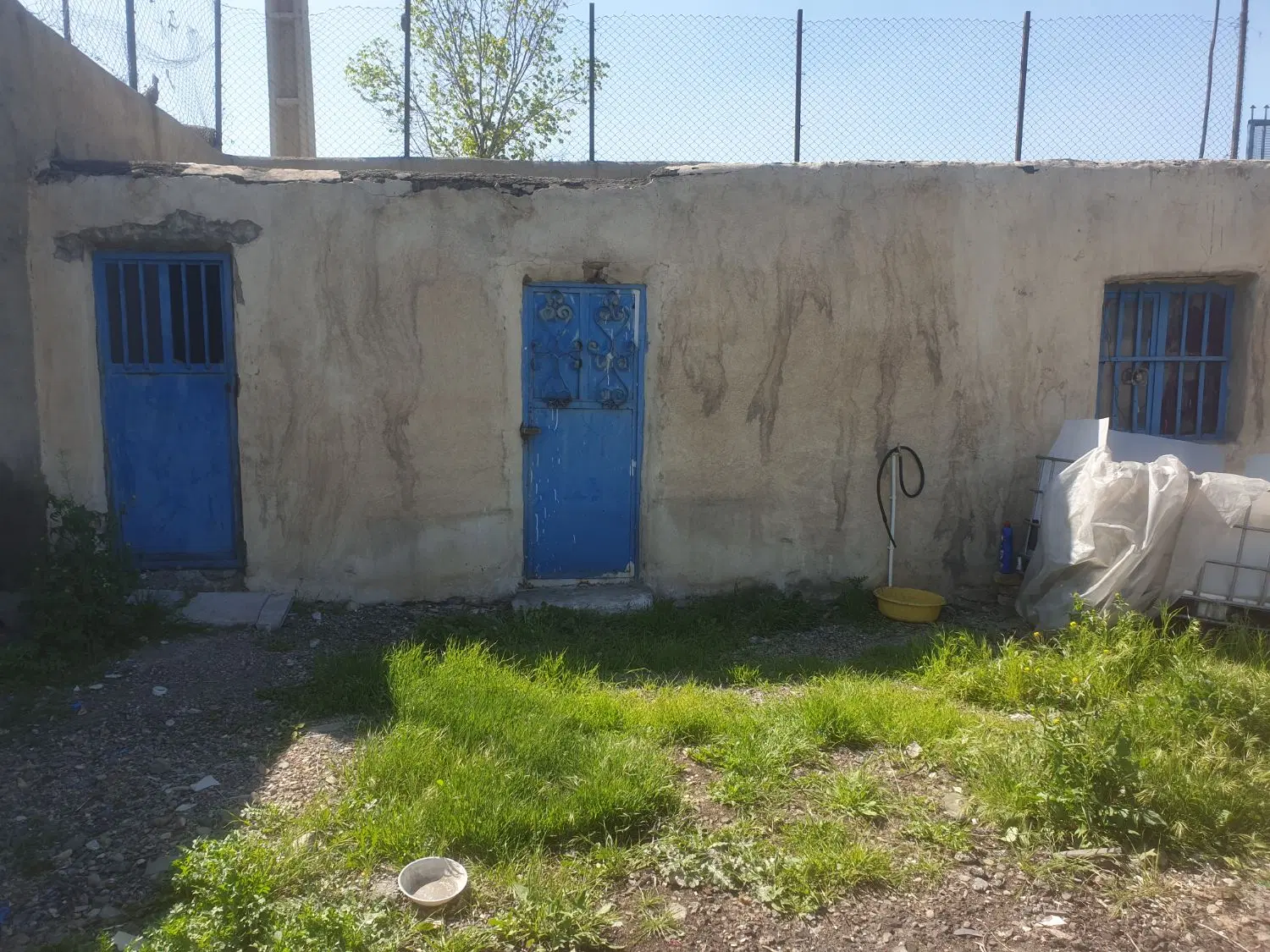 ملک تجاری ۱۰۰۰ متری در شوش (باغ آذری)