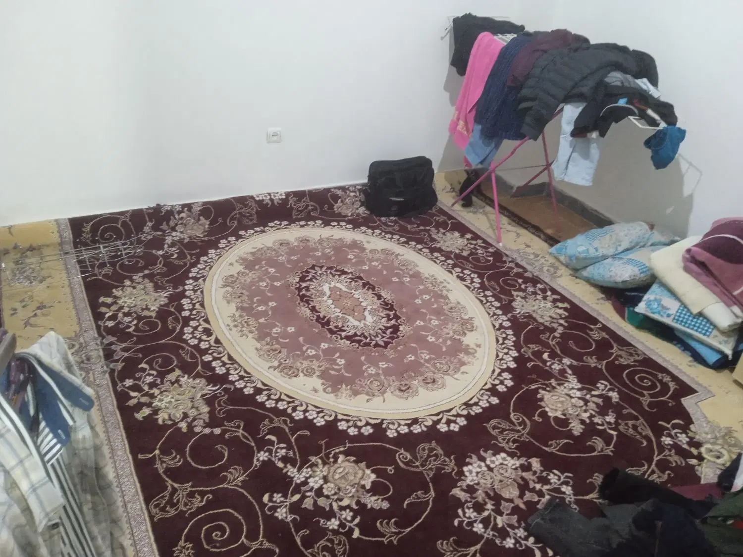 خانه آپارتمان 60متری تمیز طبقه اول