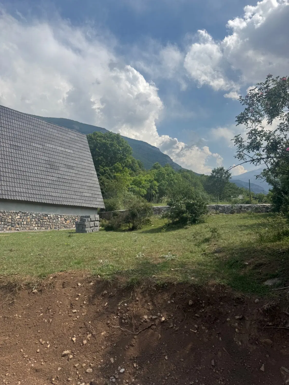 فروش  زمین  در  روستای  زانوس