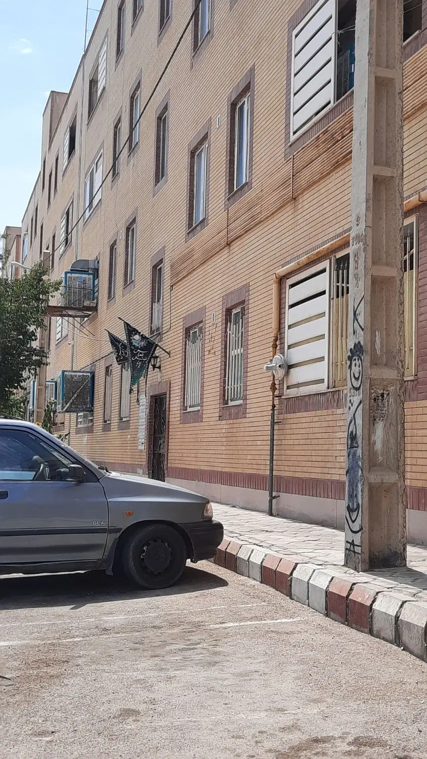 آپارتمان صنعتی ساز مدیران نگین