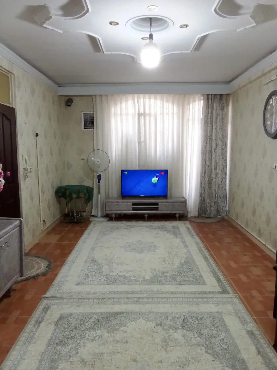 ملک فروشی