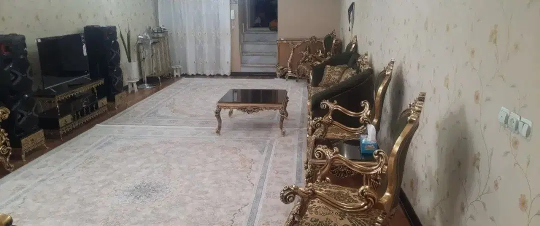 ۸۰متر‌تک‌خواب‌روی‌همکف‌خ‌فرزانگان