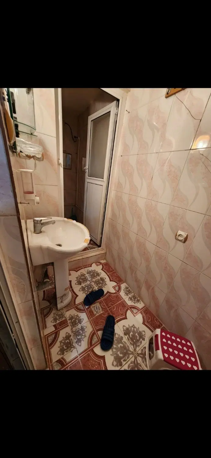 سعدیه هم کف