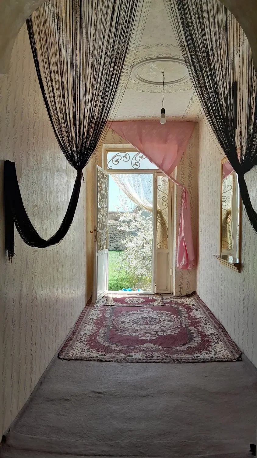 فروش خانه ویلایی ۸۰۰ متری در روستای یزن آباد