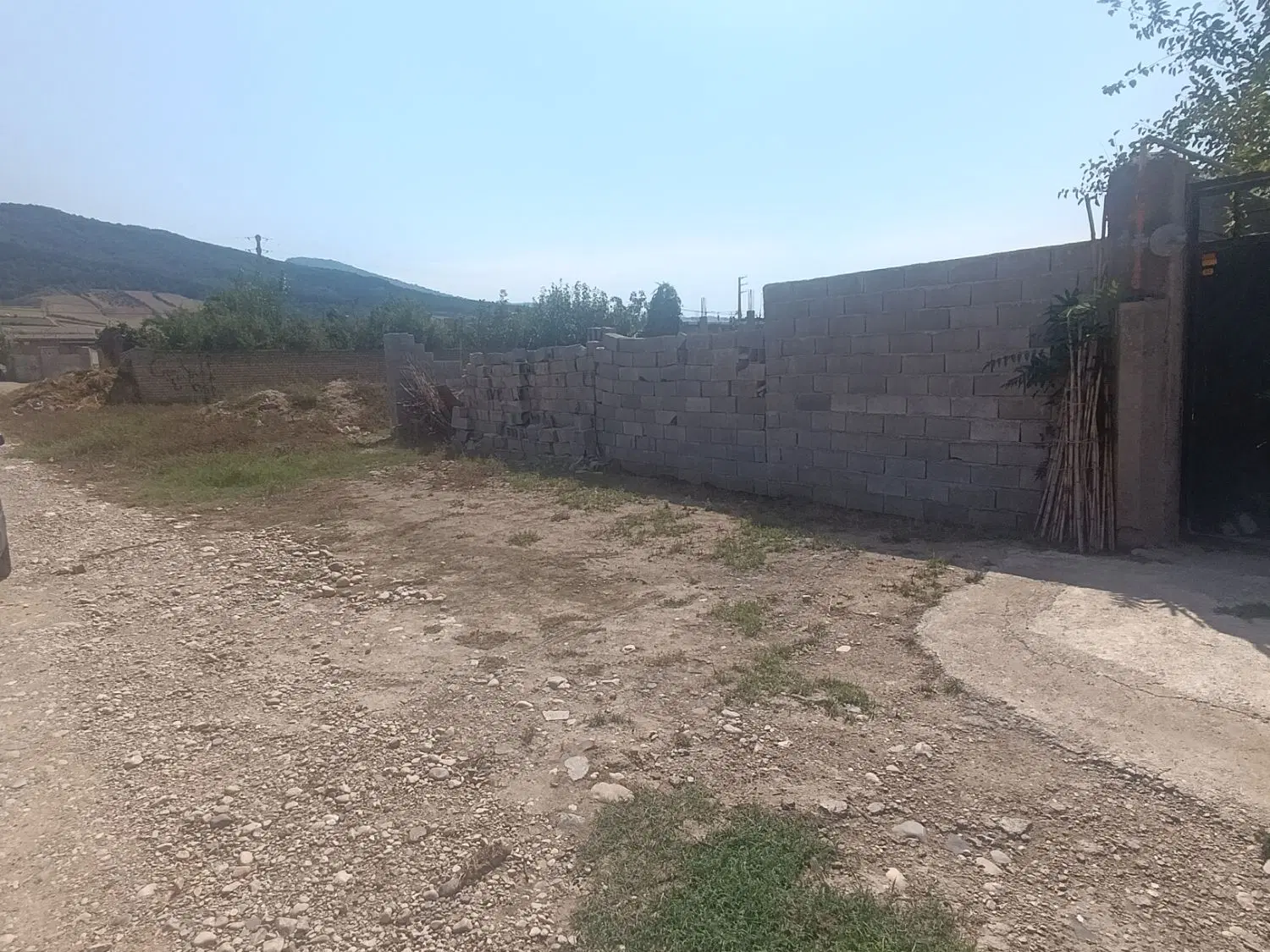 زمین مسکونی