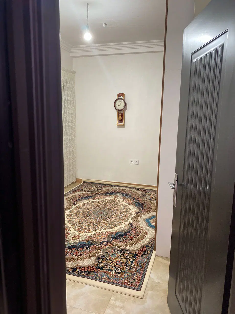 اجاره آپارتمان 90 متری سه راه پاستوریزه  متحدین