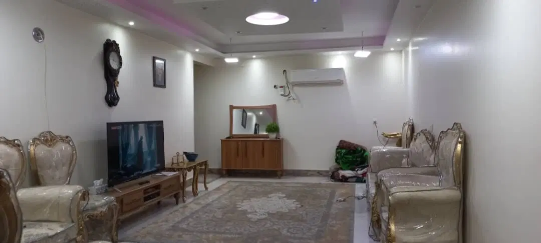 منزل همکف. عقب