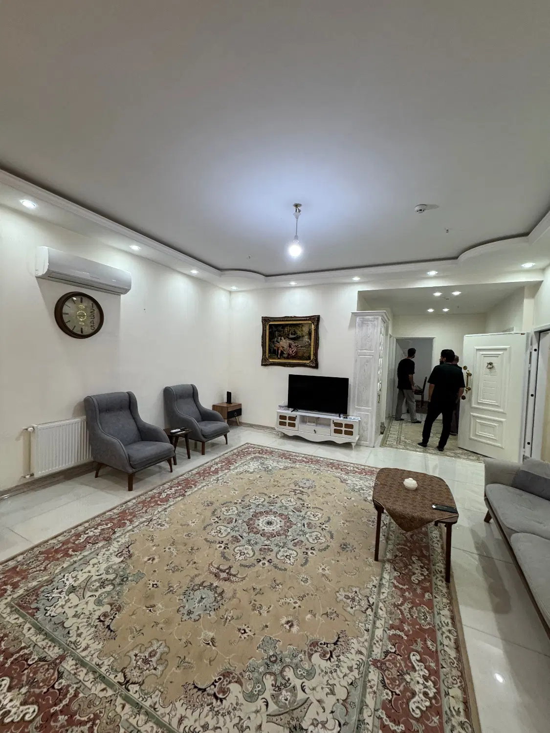 ۱۶۰ متر_۳خواب_شمالی_نزدیک به حاشیه امامت
