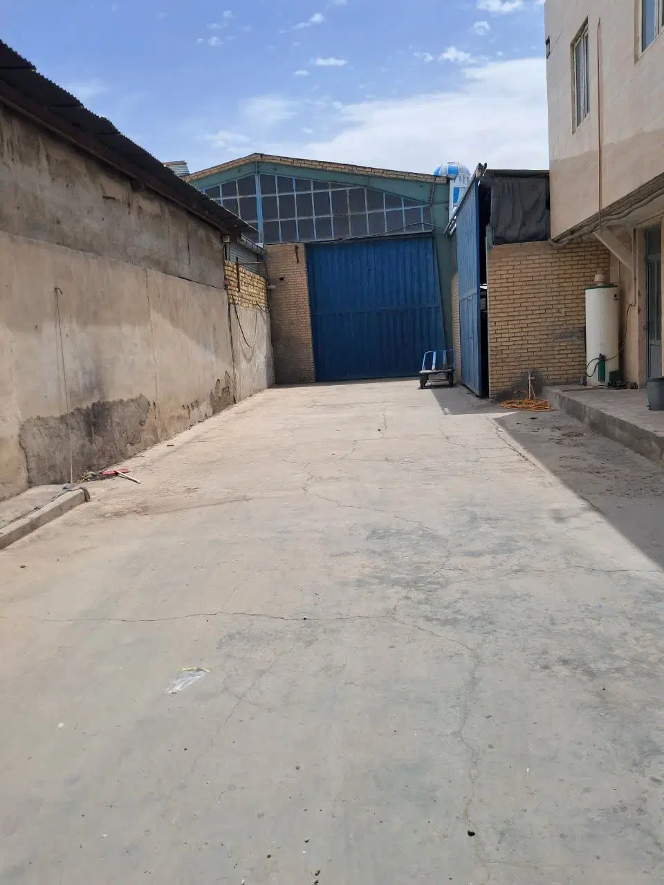 سوله و زمین صنعتی در شورآباد و کهریزک