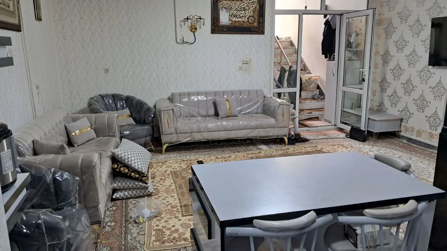 فروش یک باب منزل مسکونی کیهانشهر