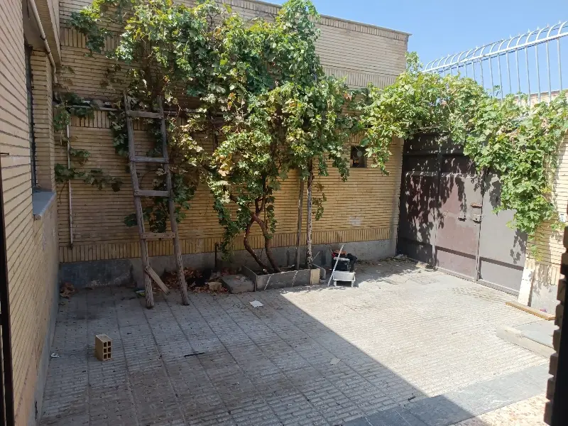 خانه ویلایی دربست فاز دو بلوک 124 پلاک دوم