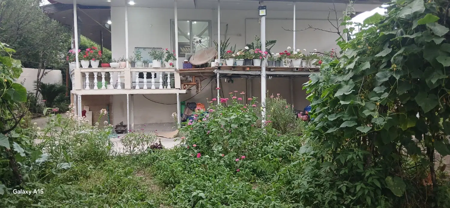 فروش خانه ویلایی  و محوطه