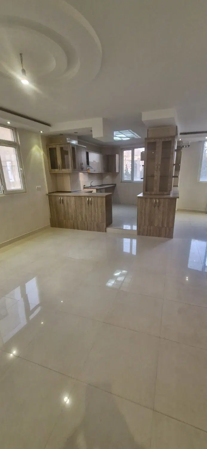 اپارتمان ۱۰۵متری خیابان ازموده