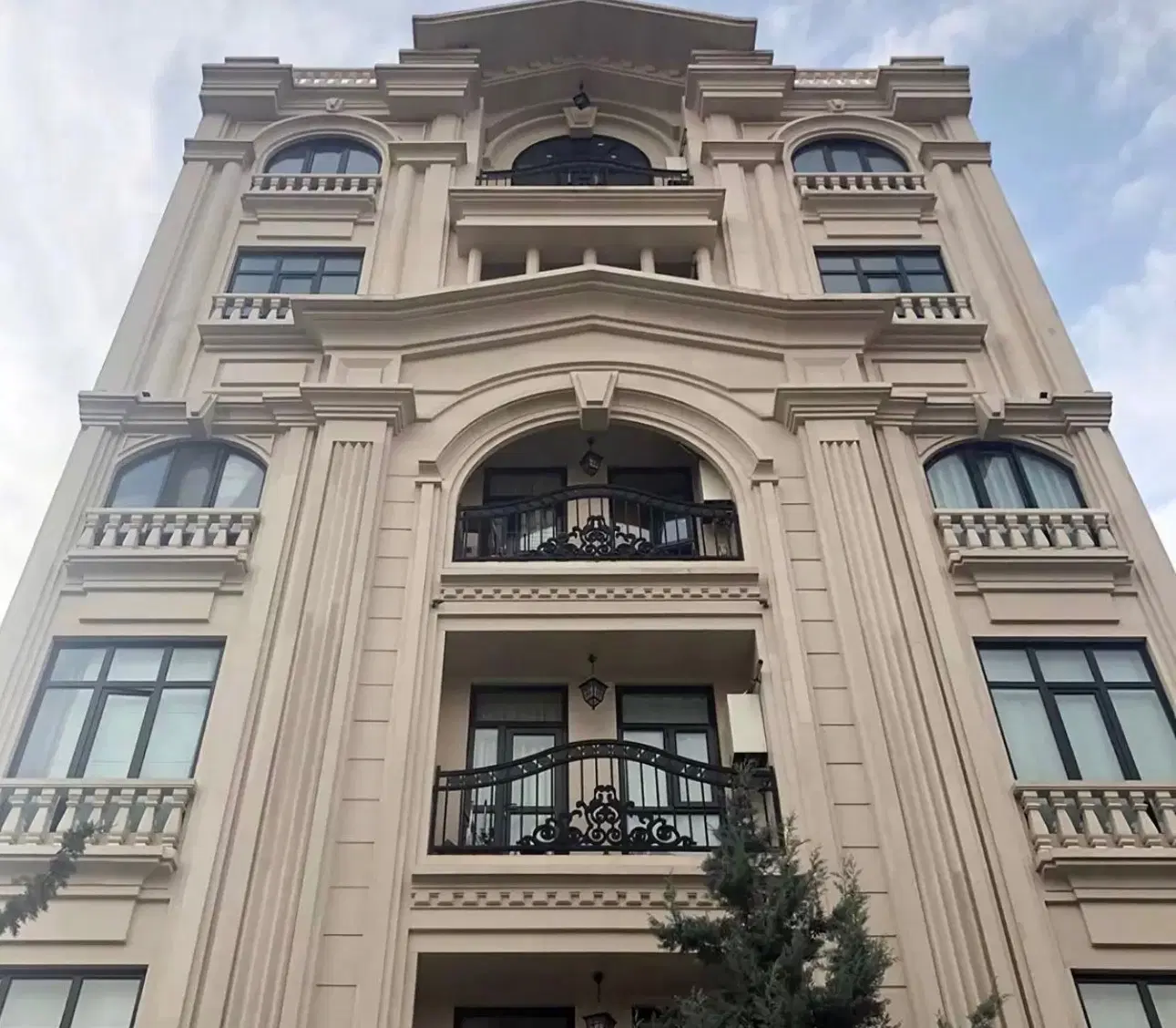 رهن و اجاره آپارتمان لادن گلدیس