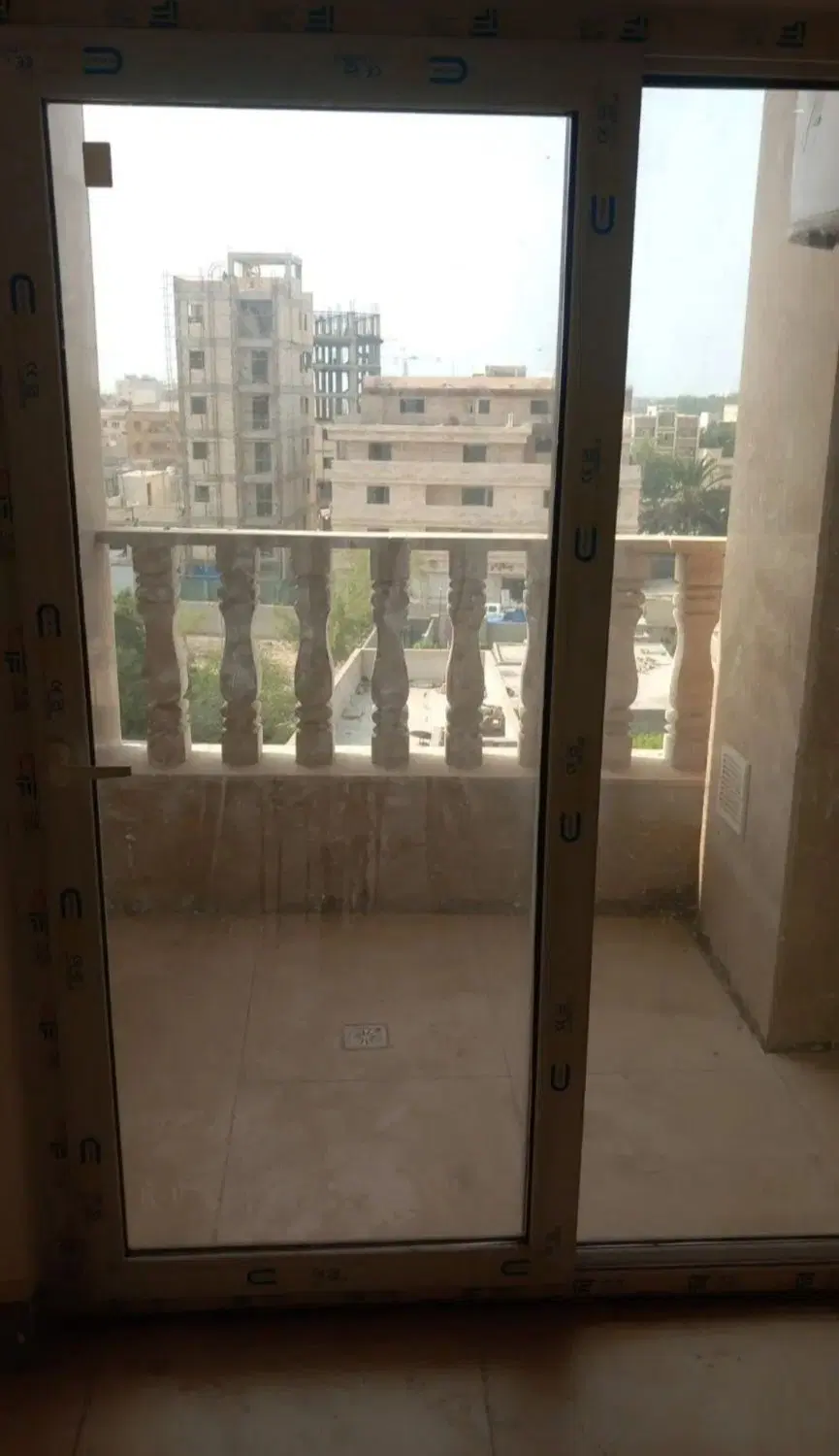 آپارتمان ۱۰۰ متری دو خواب نوساز در رسالت