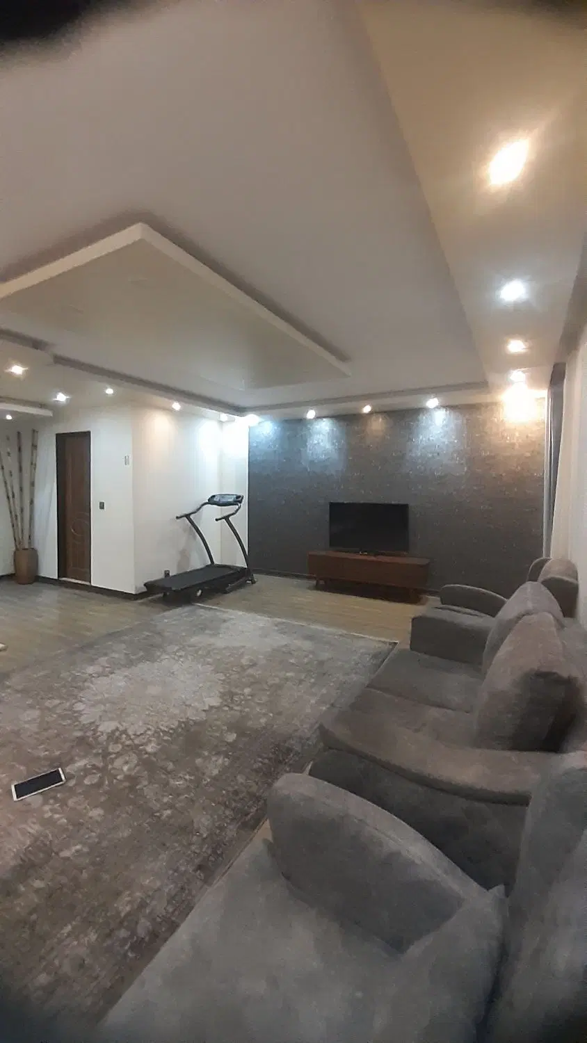همکف حیاط اختصاصی لوکس خیابان رازی