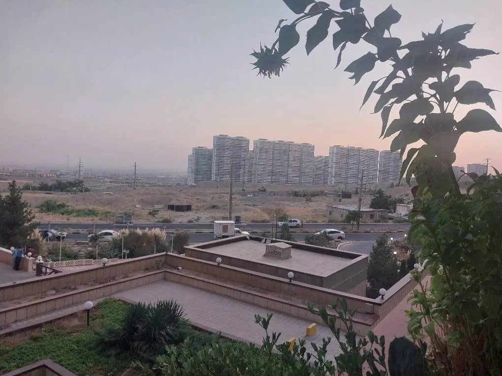 آپارتمان شهرک راه آهن