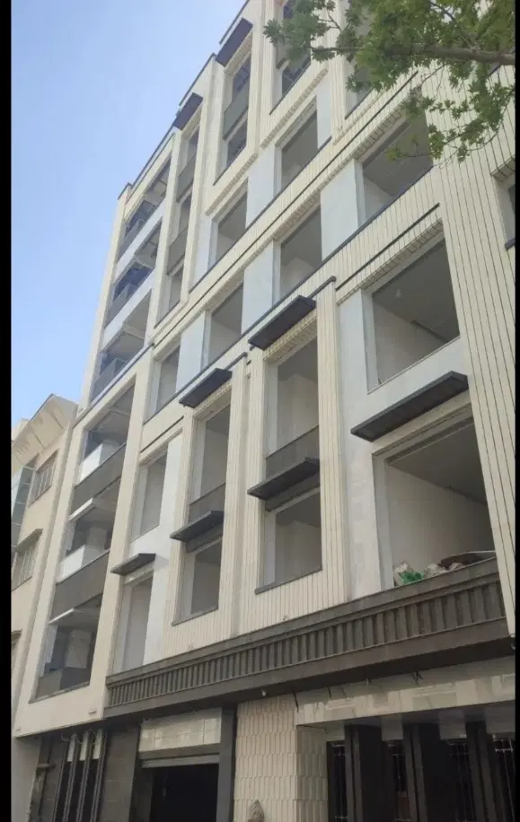 ۱۴۰ متر ۳خواب لاکچری کلید نخورده