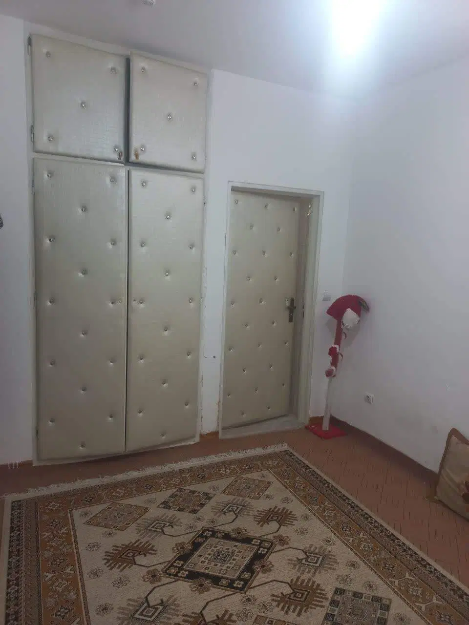 63 متر . فول امکانات . شیک