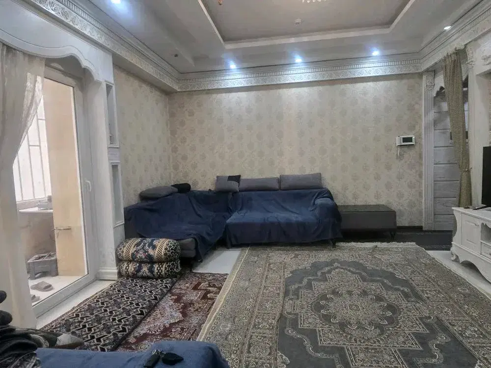 65متری دوخوابه خ امام رضا نزدیک حرم مطهر تک واحدی