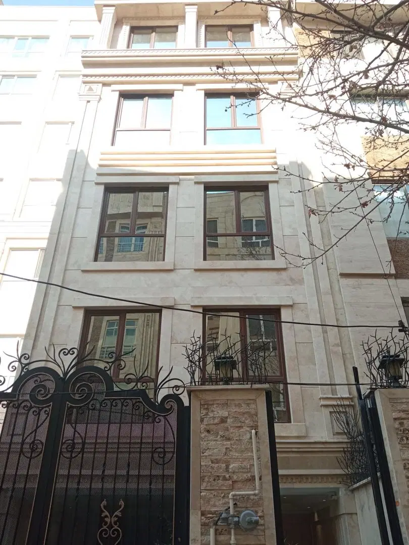 پیش فروش تجاری میدان کوثر ۲۵متره