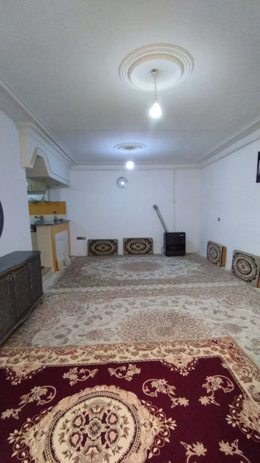 فروش خونه ویلایی زیرقیمت ماشین رو