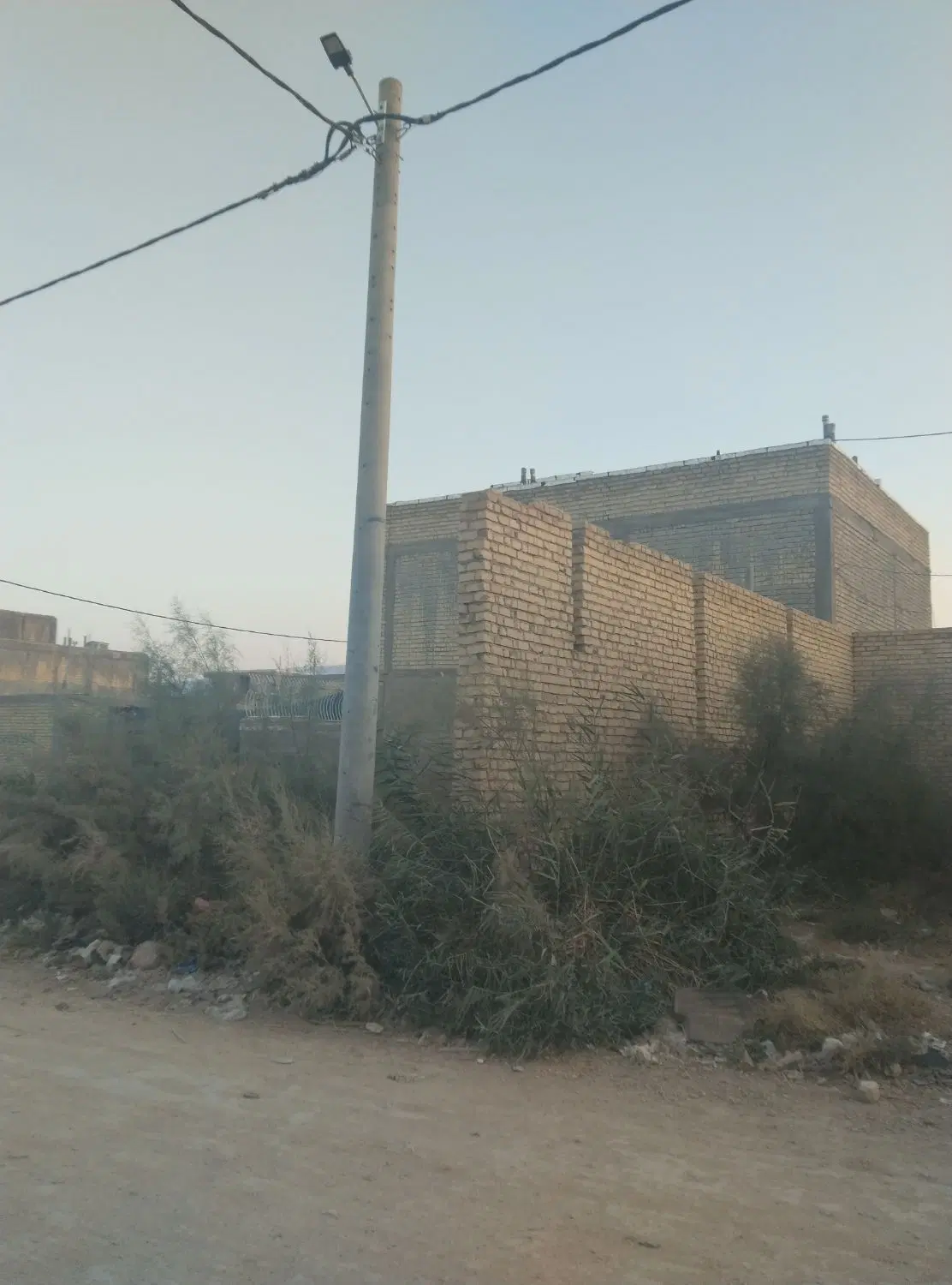 اسکلت تجاری بر خیابان نعمت الله کشاورز