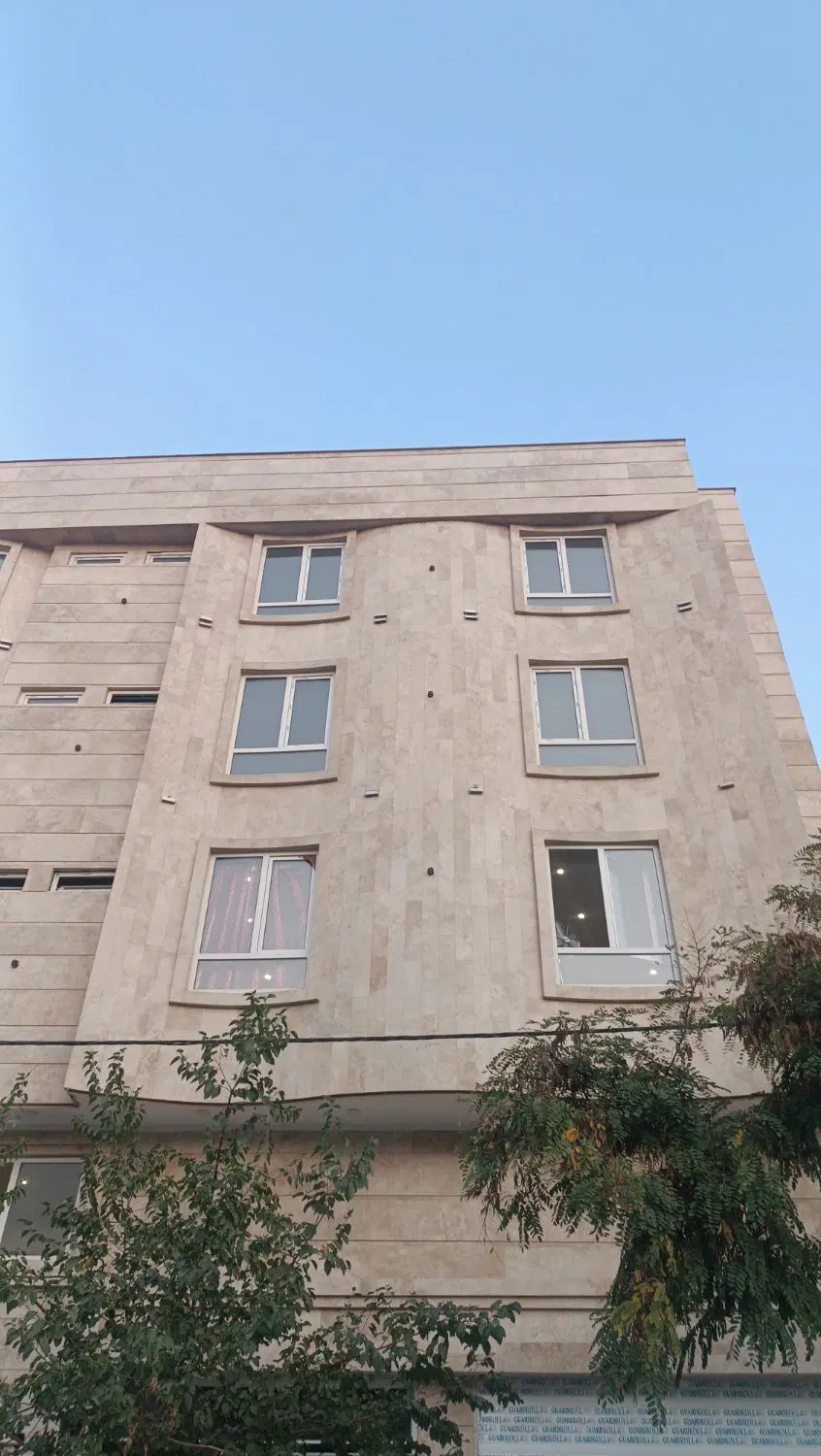 ۱۲۰متر  فلت نوساز بلوار انقلاب شمالی