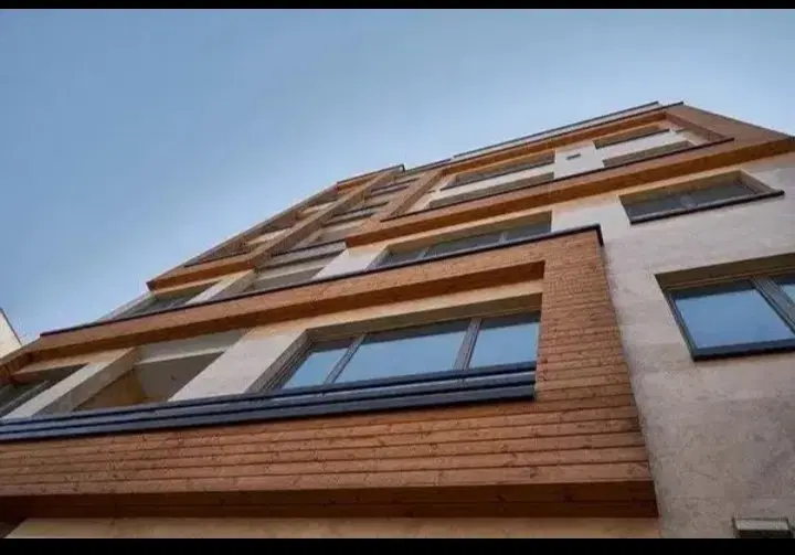 آپارتمان ۱۳۷ متری تکواحدی امیرآباد شمالی