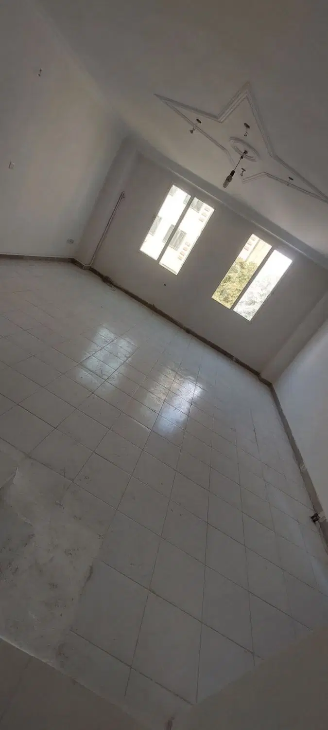 ۸۰متر فروشی بهاران