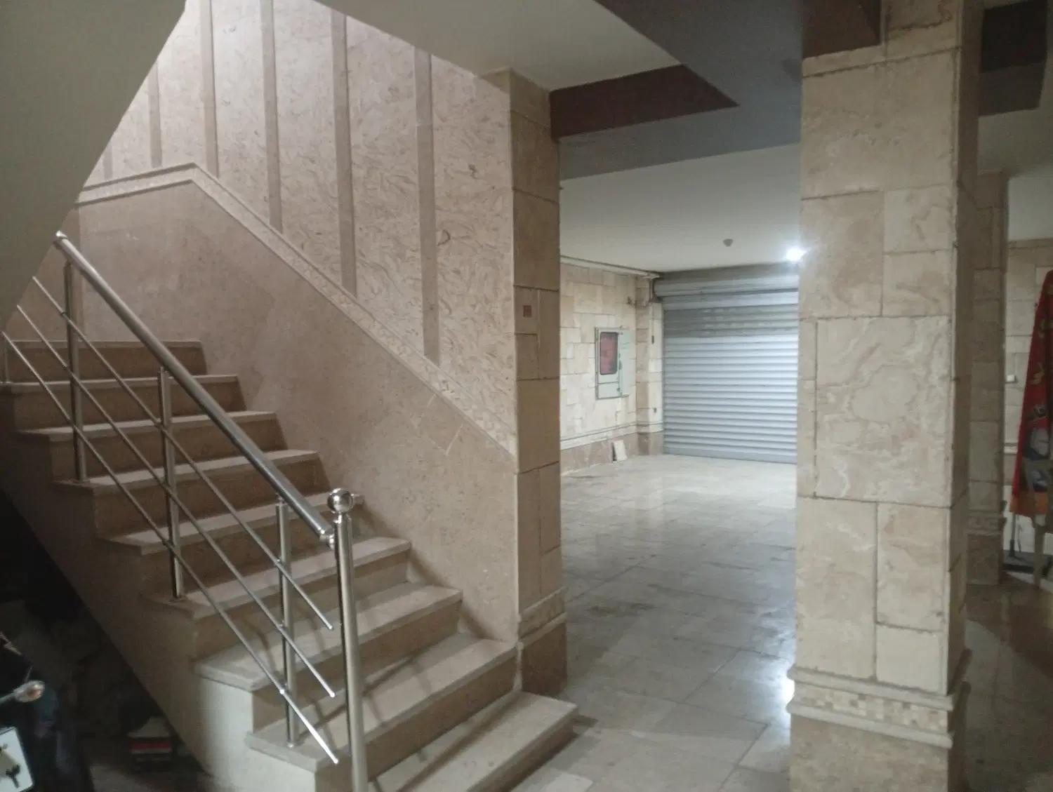 واحد 95 متری فول فردوسی