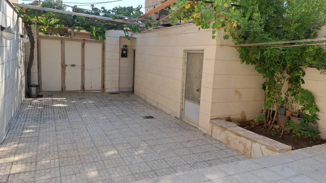 ویلایی ازادی