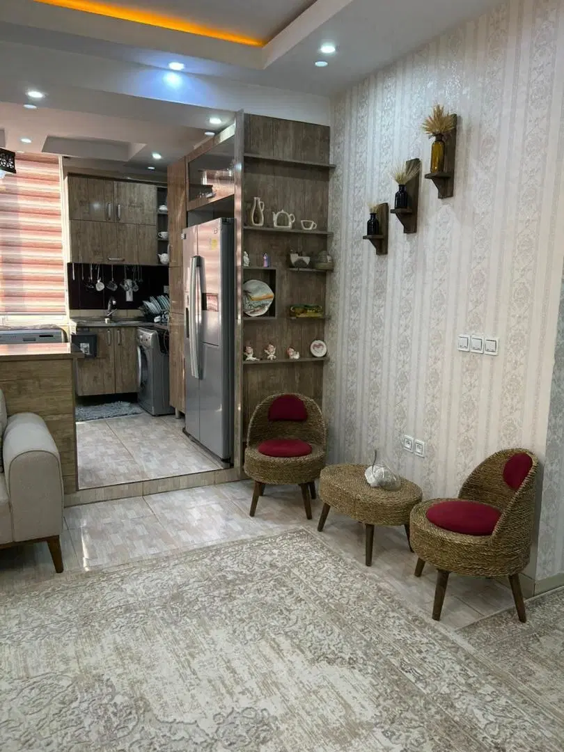 ۱۰۰متر منظریه تاپ لوکیشن غرق نور