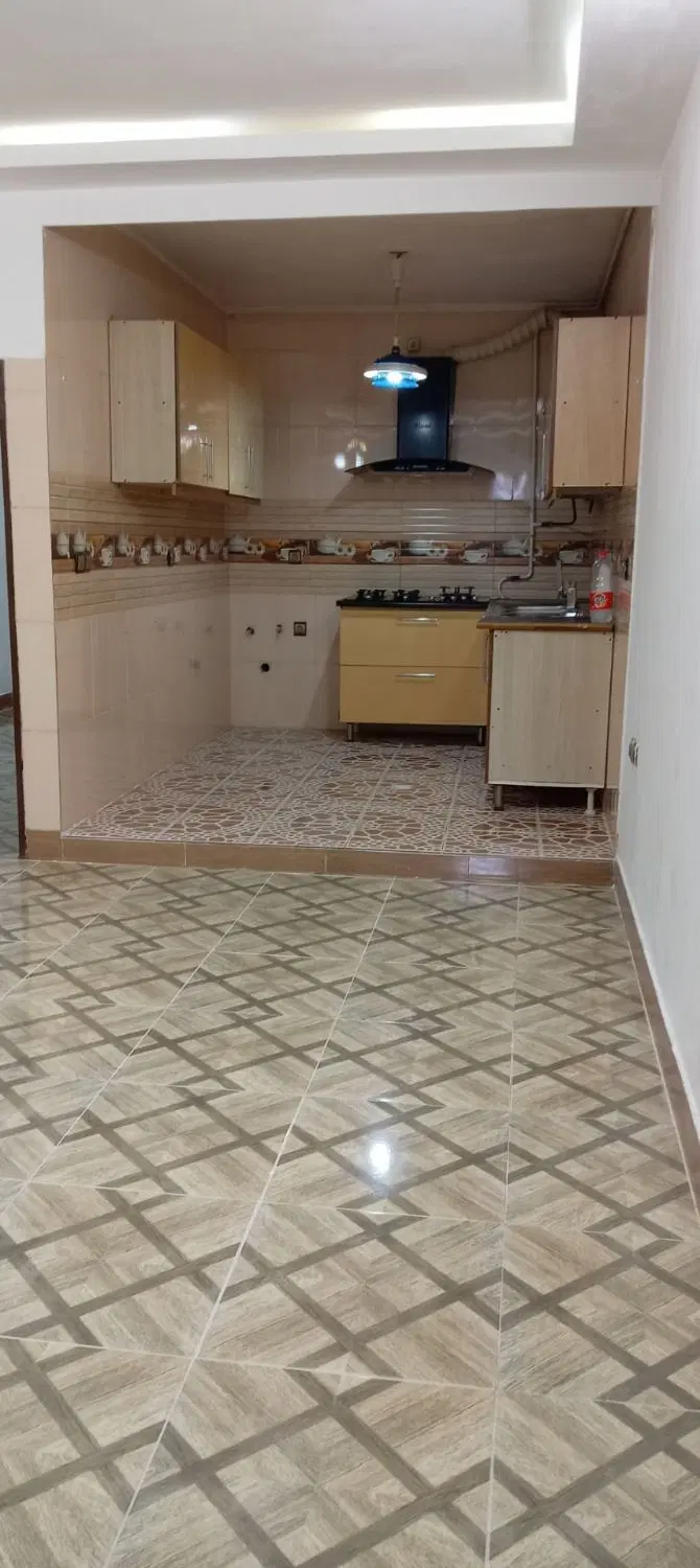 فروش واحد سرعقب  خیابان سحر