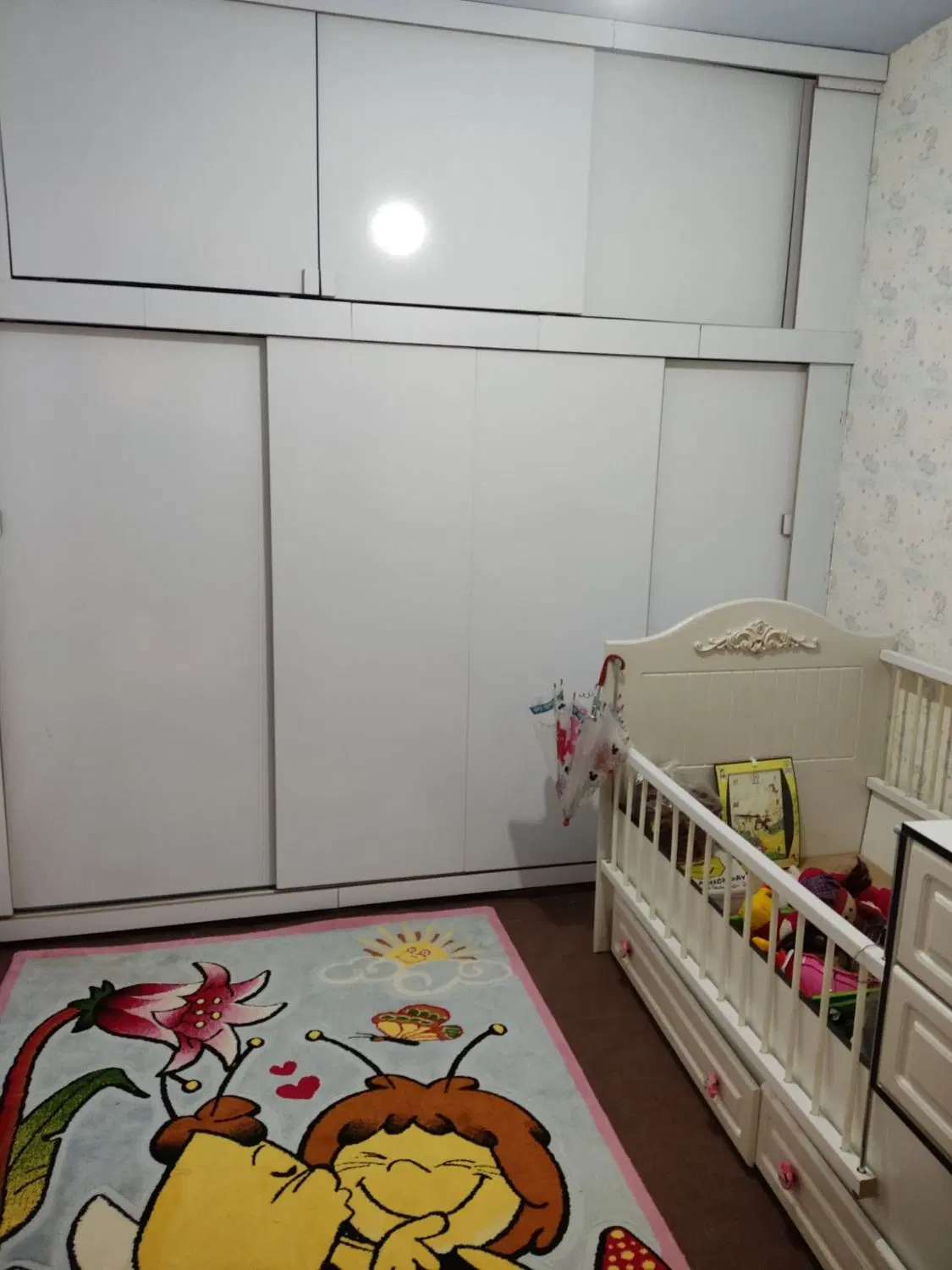 واحد ۹۰ متری تمیز و بی خرج