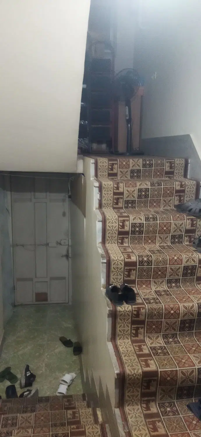 فروش یک واحد مسکونی