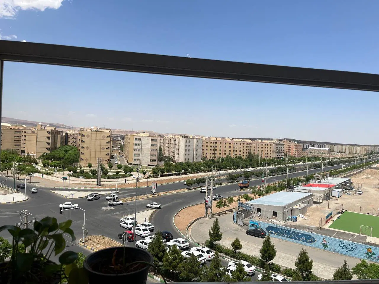 پیش فروش واحد ۲۰۰ متری_ مدرن _ مومن پور