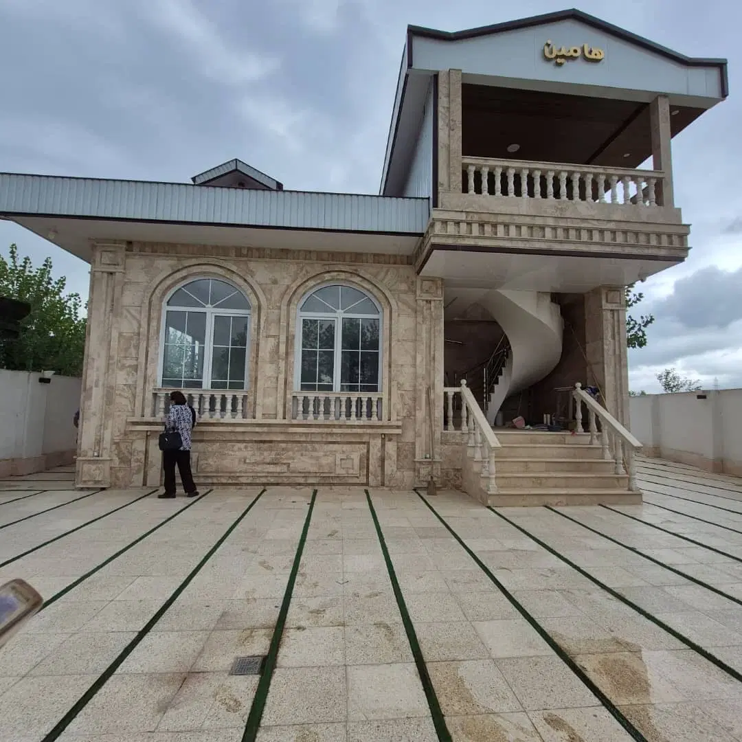 ویلای ۳خواب سندهم گرفتم
