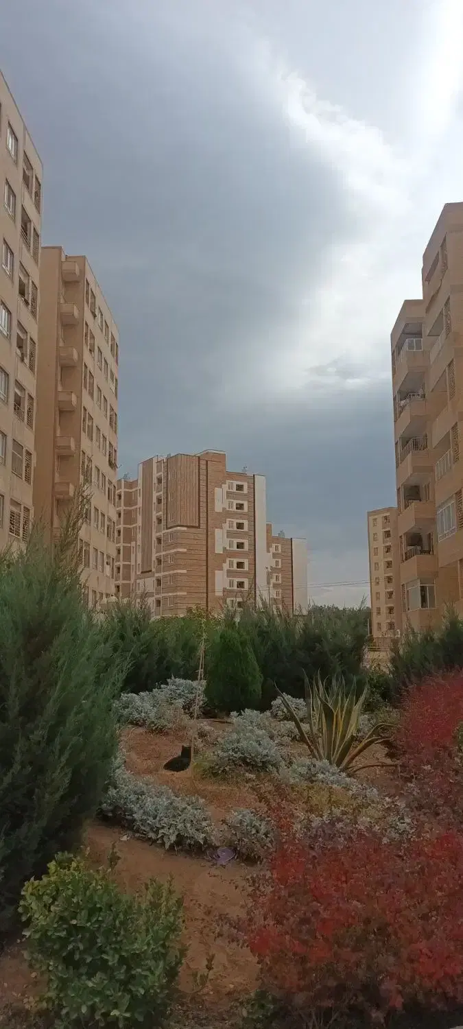 آپارتمان غدیر آزادشهر۷۰متر
