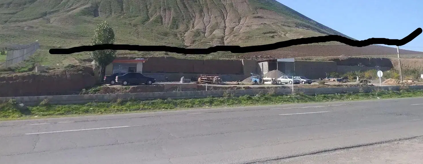 زمین در اوتوبان گرمی اردبیل ب متراژ1600متر