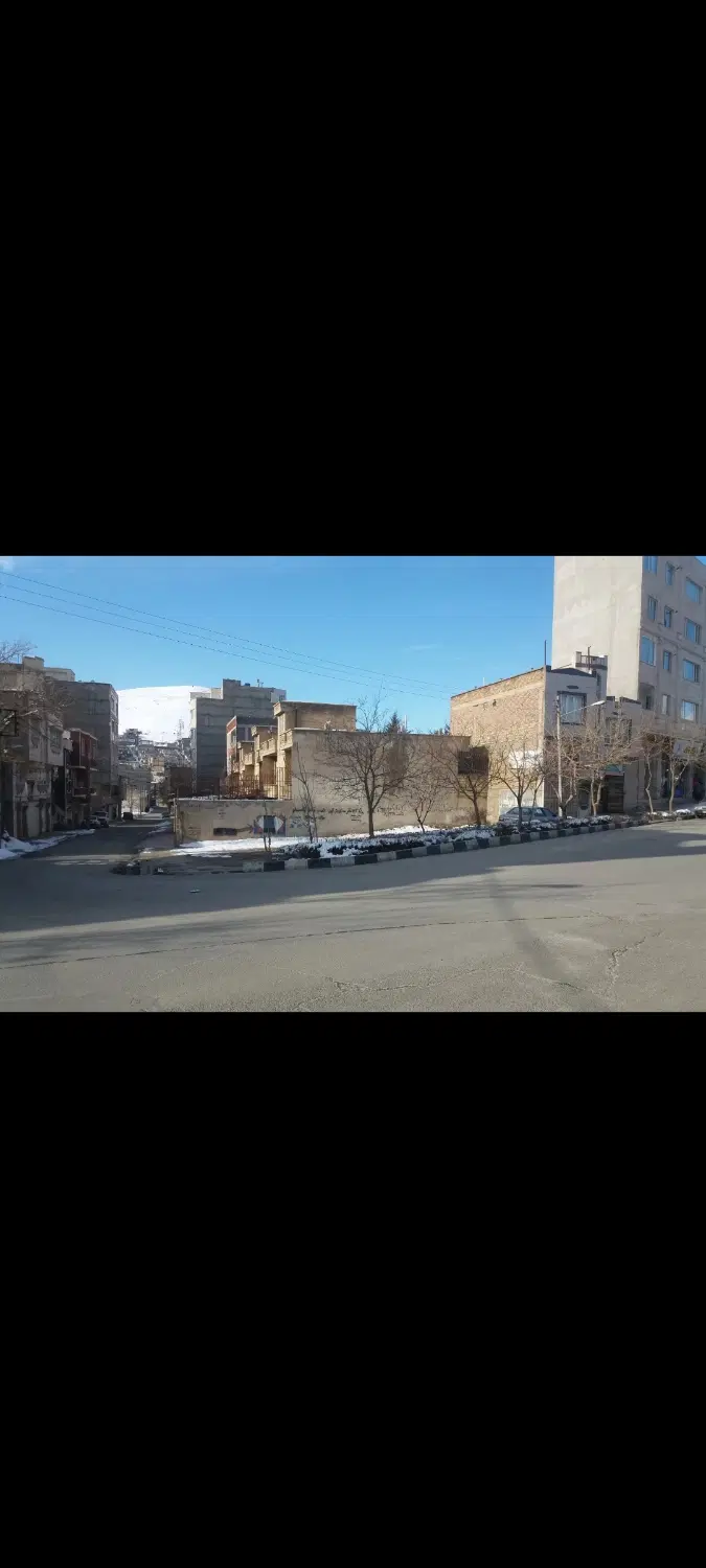دو نبش خیابان شهدا