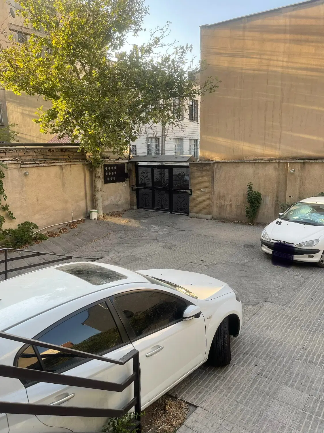 فروش ملک کلنگی موقعیت ممتاز در قلب سعادت آباد