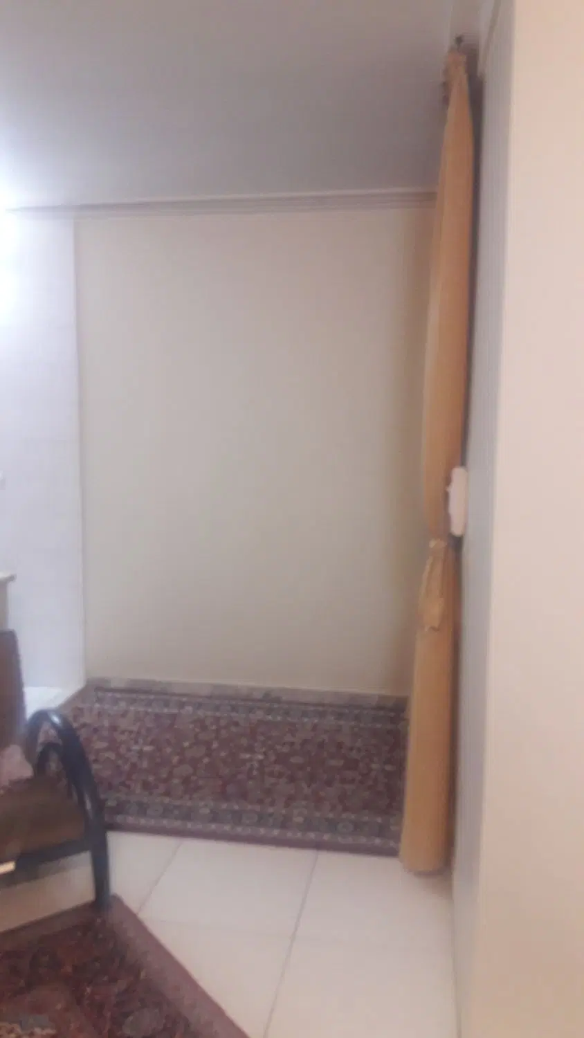 مغازه ۳۷متری ۳طبقه جای خوب موقعیت عالی